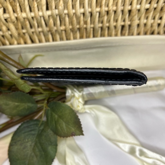 COACH VINTAGE CHECKBOOK HOLDER GUC - Picture 5 of 9